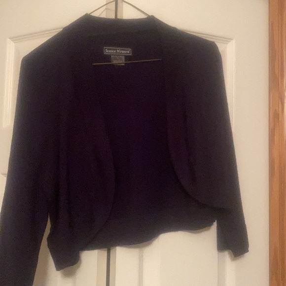 Sweater to wear with a sleeveless dress - Picture 2 of 3